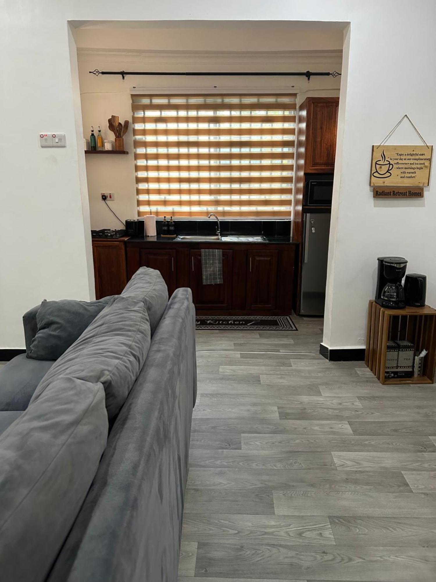 Radiant Retreat Homes دار السلام المظهر الخارجي الصورة